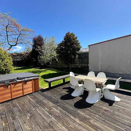 Dream Home In Central Of Rotorua With Spa Pool Екстер'єр фото