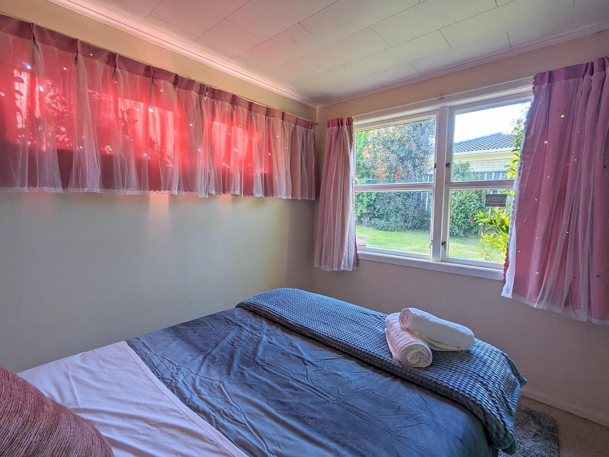 Dream Home In Central Of Rotorua With Spa Pool Екстер'єр фото